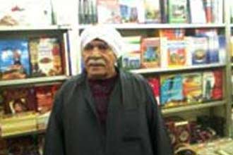 تشييع جثمان صاحب أشهر مكتبة في مصر وأبرز ناشر في البلاد