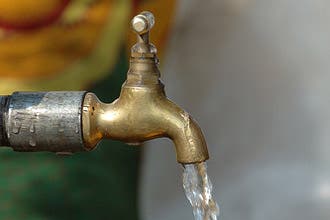 دراسة أمريكية تؤكد تلوّث مياه الأردن بالإشعاع.. والحكومة تنفي