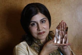 UK Muslim &#039;teddy-bear&#039;  woman wins top honors