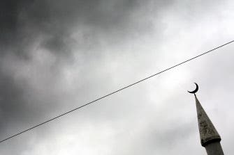 Switzerland approves minaret ban