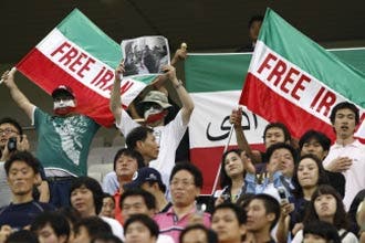 Iran football official resigns after email to Israel
