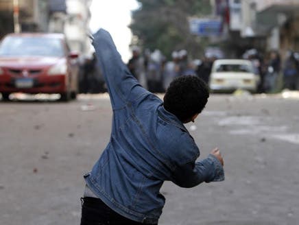 قتيلان وإحراق كنيسة بأعمال عنف طائفية في مصر