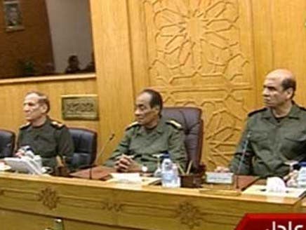 المجلس العسكري يحذّر‏:‏ الأوضاع الاقتصادية في مصر دخلت مرحلة الخطر
