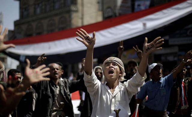 Tribal chief tells Saleh to go, as overnight blast leaves 28 dead
