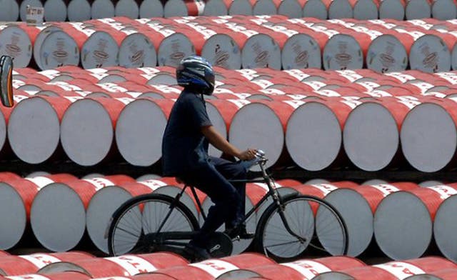 New oil war in Asia: Saudi Arabia versus Russia