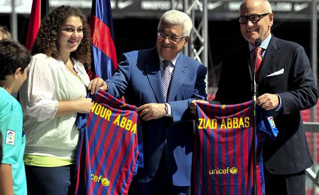Palestinian President Abbas visits FC Barcelona to gather support for statehood