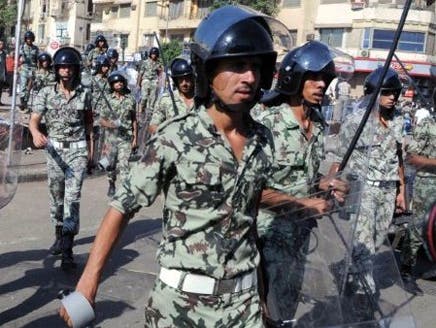 قوى سياسية مصرية تتخوف من الإعلان عن التطبيق الكامل لنصوص قانون الطوارئ