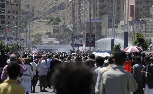 Defected general says 7,000 Saleh troops, security forces joined opposition