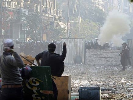 المجلس العسكري المصري ينفي استخدام غازات سامة في ميدان &quot;التحرير&quot;