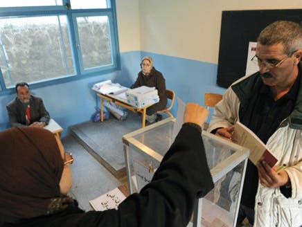 انطلاق الانتخابات المغربية وسط سندان الربيع العربي ومطرقة التيار الإسلامي