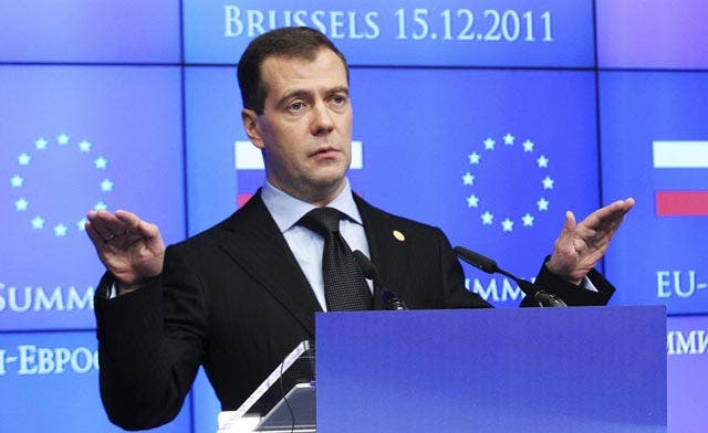 Russia ‘ready to invest’ in eurozone, says President Medvedev