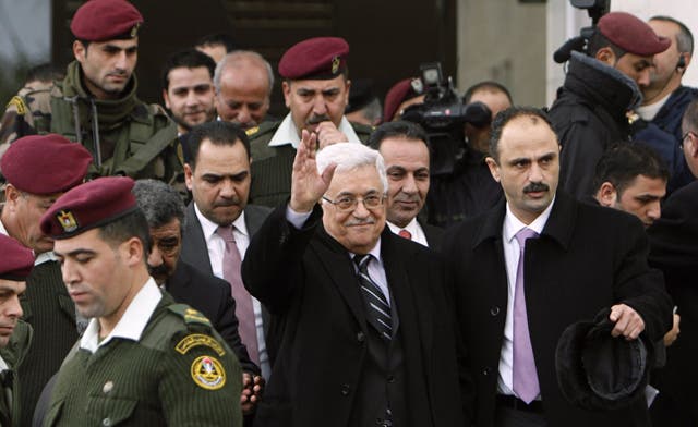 Abbas warns of unilateral steps if Israel continues settlement building