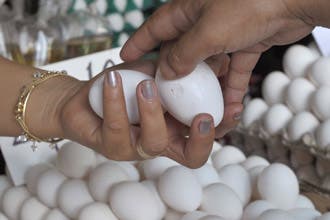 أسعار البيض في السعودية تقفز 25%