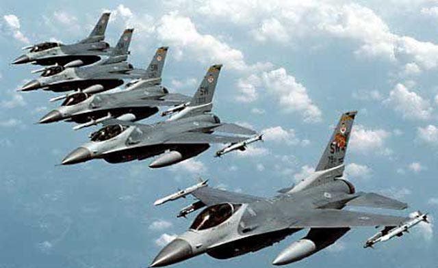 Iraq’s PM must not obtain F-16s: Kurdish leader