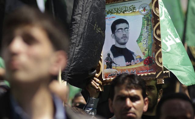 Gaza armed groups urged to abduct Israelis to free Palestinian prisoners