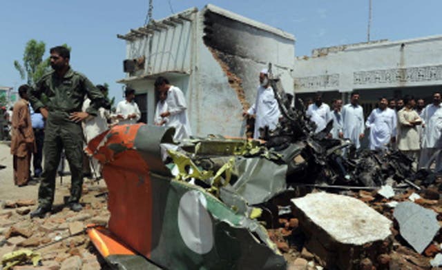 Pakistani air force planes crash, 4 pilots killed