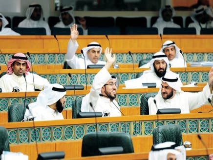 الأغلبية تطالب الحكومة الكويتية بتوزير 9 نواب