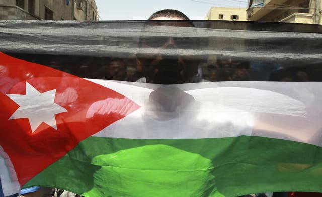 Jordan protesters brave heat wave to demand reform