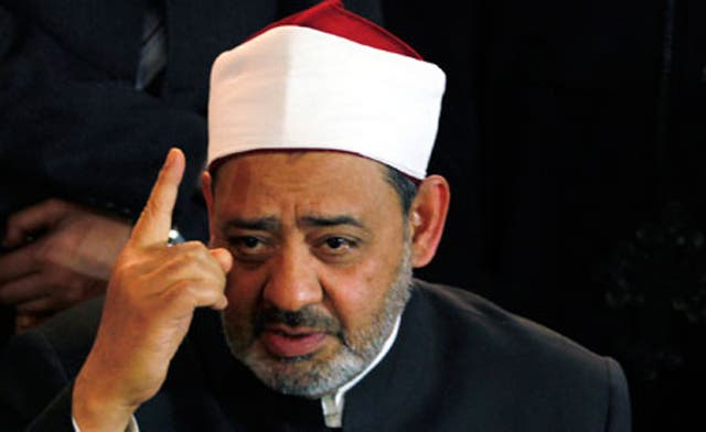 Top Egyptian cleric urges global ban on Islam attacks