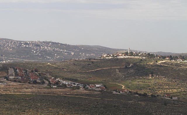 Settlers build two new West Bank outposts