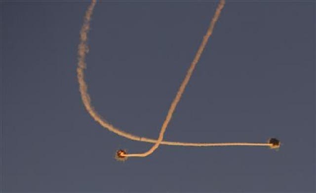 Rockets reach Tel Aviv, Jerusalem as Israel pounds Gaza