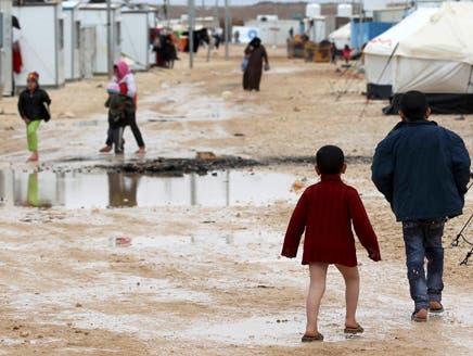 رئيس الإمارات يتبرع بـ5 ملايين دولار للاجئي سوريا في الأردن